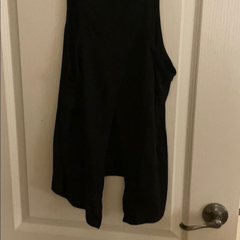 Cute Workout Tank - Picture 2 of 3